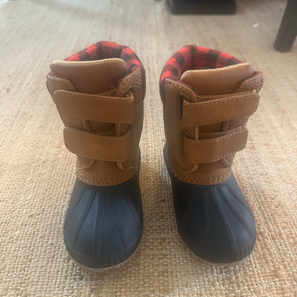 GAP 3M Toddler Snow Boots - never worn!